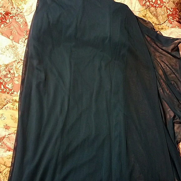 Dress - Picture 2 of 7